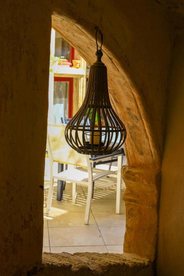 La Villages Chambres D'Hotes Vallabregues Bagian luar foto